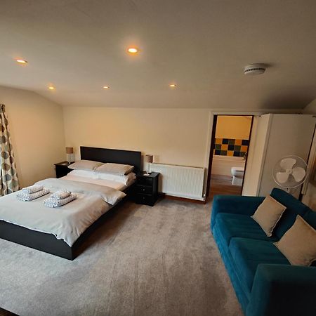 The Garden Lodge Llynclys Luaran gambar