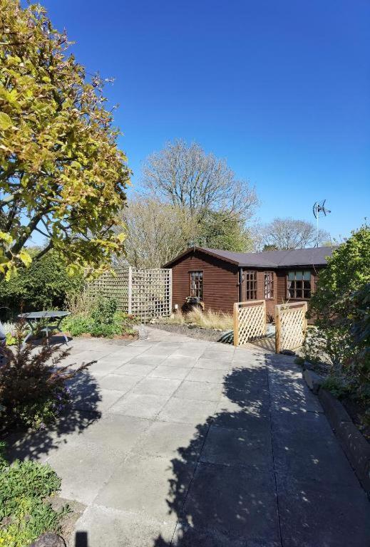 The Garden Lodge Llynclys Luaran gambar