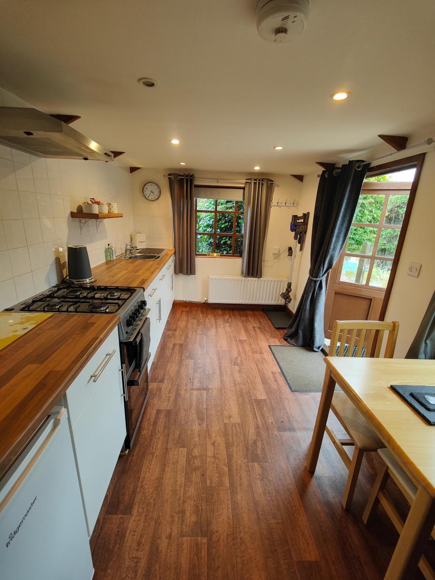 The Garden Lodge Llynclys Luaran gambar