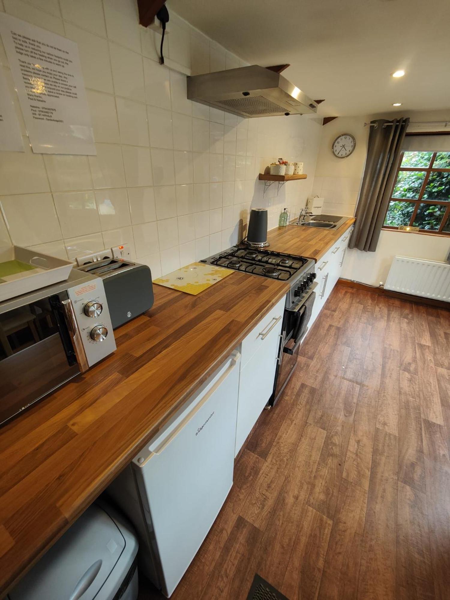 The Garden Lodge Llynclys Luaran gambar