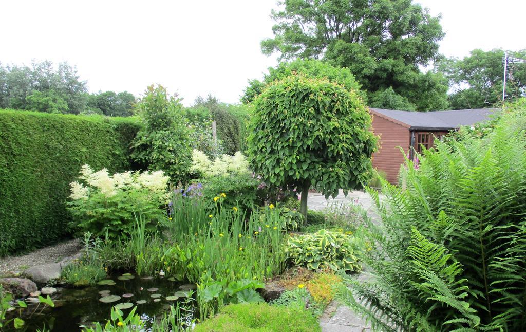 The Garden Lodge Llynclys Luaran gambar