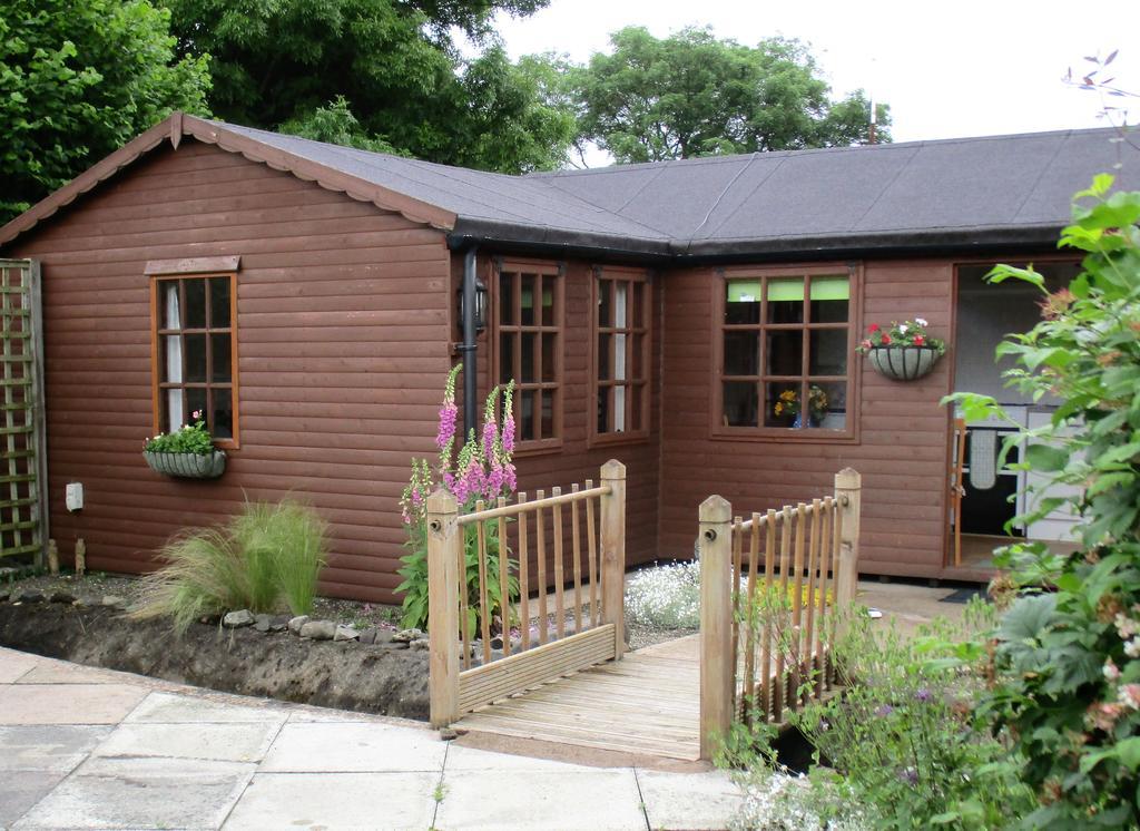 The Garden Lodge Llynclys Luaran gambar