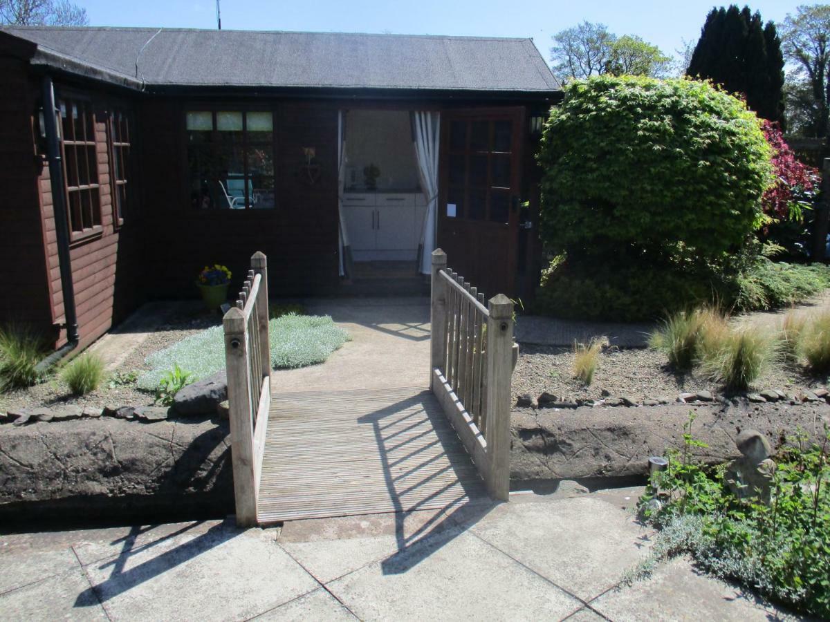 The Garden Lodge Llynclys Luaran gambar